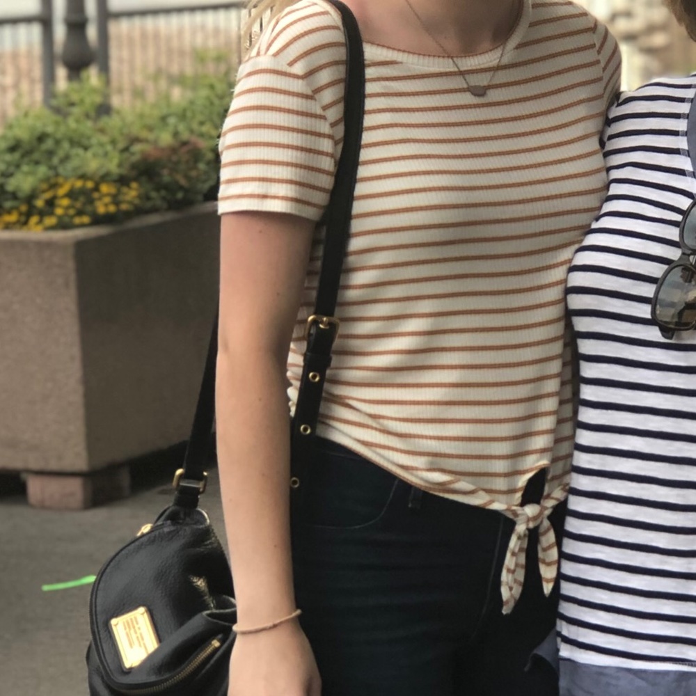 AE Tie-Front Top